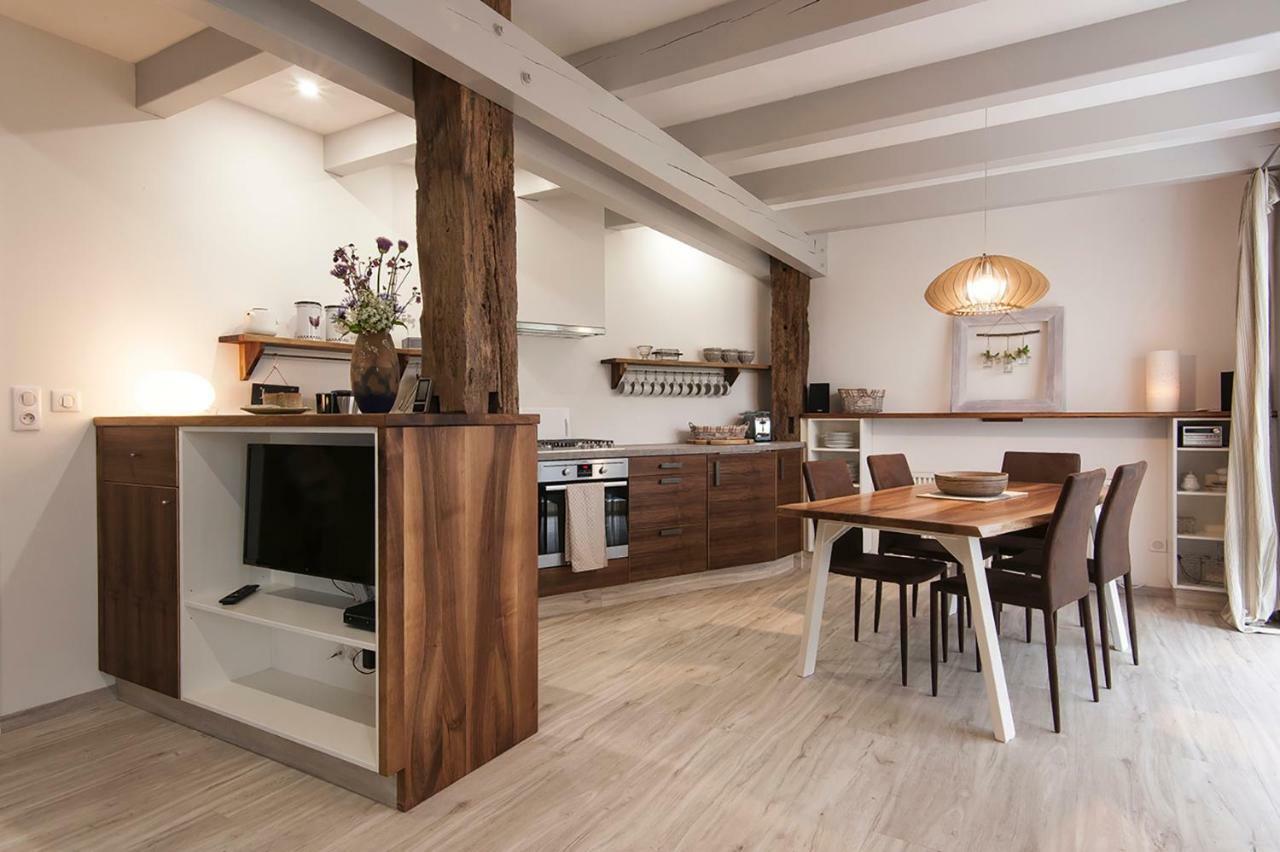 La Maison Au Vert Melincourt 外观 照片
